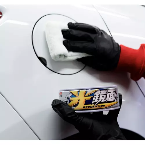 New Scratch Clear Wax Light omladzujúci autovosk 200g /SOFT99/ - obr. 3
