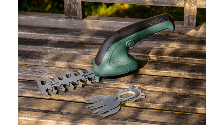 Bosch aku nožnice na kríky a trávu s náhradnými oceľovými čepeľami