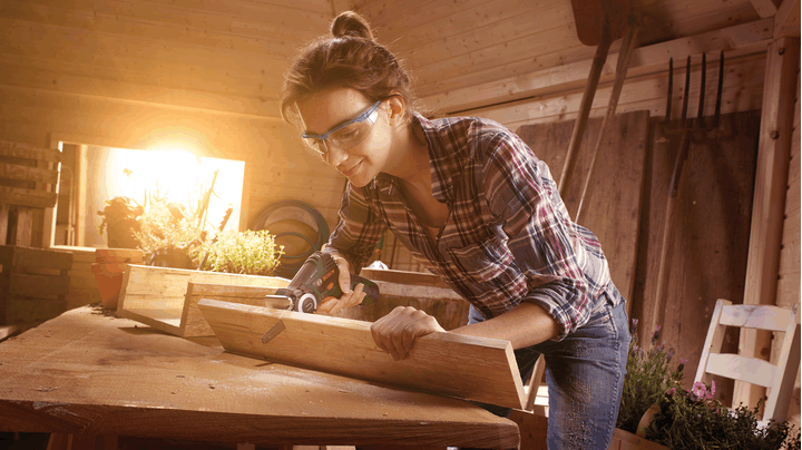 Bosch zelená hobby NanoBlade píla použiteľná bez údržby