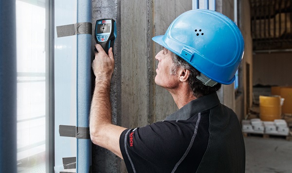 Profesionálne detektory Bosch spoľahlivo nájdu akékoľvek materiály v stenách