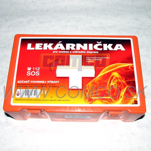 Lekárnička je súčasťou povinnej výbavy do auta