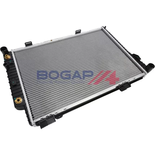 Chladič motora BOGAP C4210101