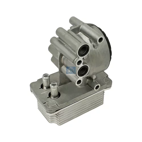 Chladič motorového oleja DT Spare Parts 13.41102