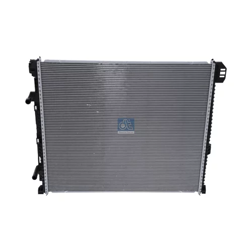 Chladič motora DT Spare Parts 11.14043