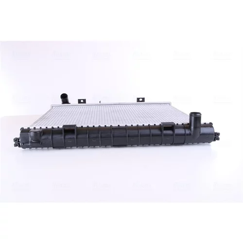 Chladič motora NISSENS 64302A