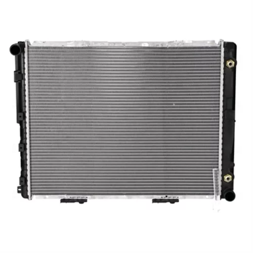 Chladič motora NISSENS 62695A