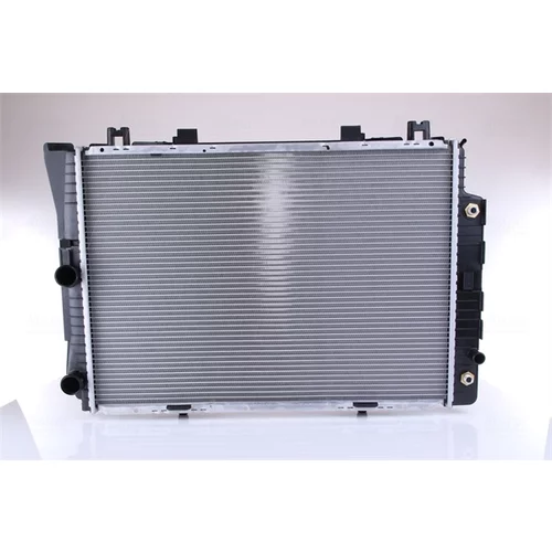 Chladič motora NISSENS 62746A
