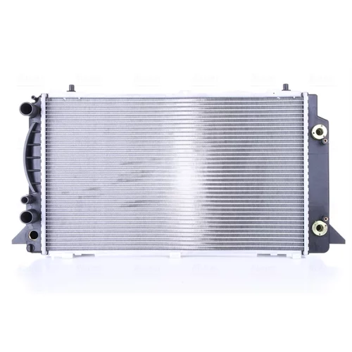 Chladič motora NISSENS 60448A