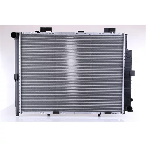 Chladič motora 62692A /NISSENS/