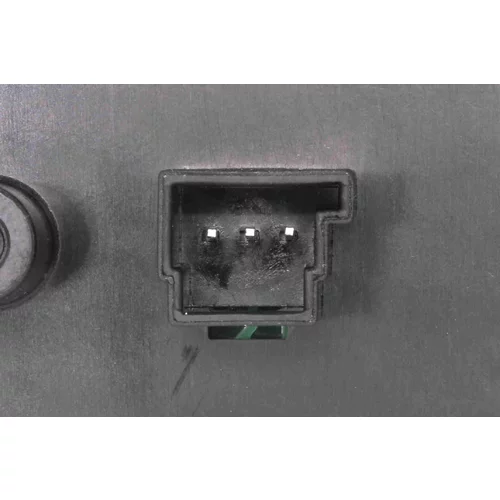 Spínač elektrického otvárania okien V30-73-0230 /VEMO/ - obr. 1