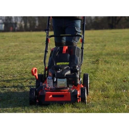 BENZÍNOVÁ KOSAČKA 46 CM S POHONOM 139 CM3 /YATO/ - obr. 18