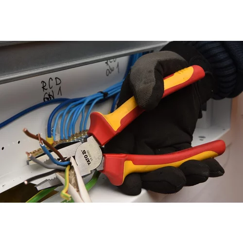 Kliešte kombinované 160 mm VDE (1000V) /YATO/ - obr. 3