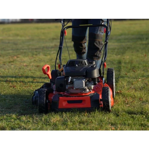BENZÍNOVÁ KOSAČKA 56 CM S POHONOM 224 CM3 /YATO/ - obr. 19