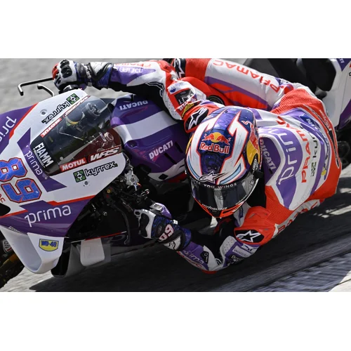 Prilba supertech R10 element (karbon/strieborná/čierna, veľkosť M) /ALPINESTARS/ - obr. 20