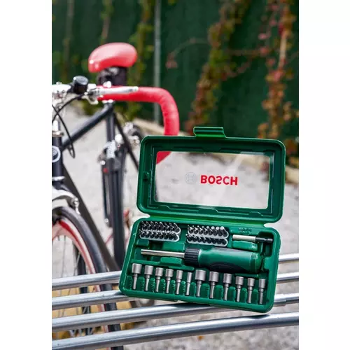 BOSCH 46-dielna sada skrutkovačov (8)