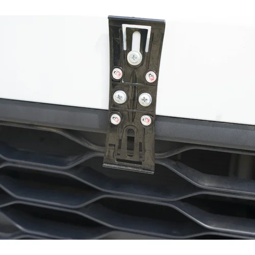 Neviditeľný rámček ŠPZ EinParts EPF06 (EinParts Automotive) - obr. 5