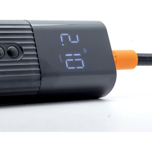 Autokompresor s digitálnym manometrom a LED baterkou EinParts EPAP01 (EinParts Automotive) - obr. 13